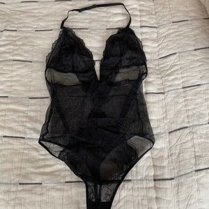New w/ tag Victoria’s Secret Lace Unlined Teddy